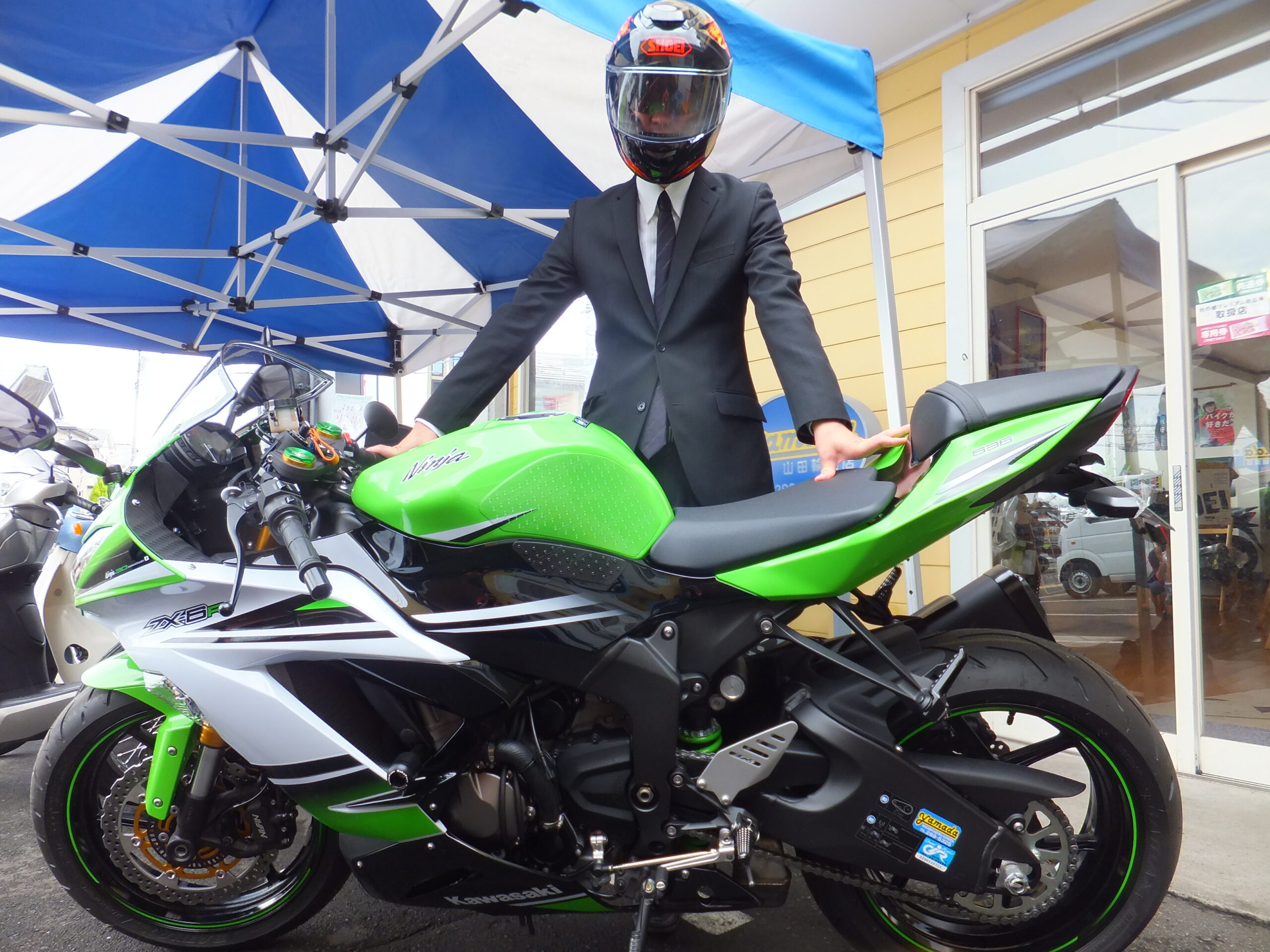 ＮＩＮＪＡ　ＺＸ－６Ｒ